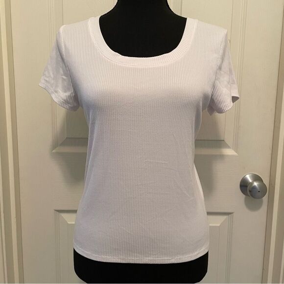 NEW Derek Heart Ribbed Tee White Open Back Short Sleeve Women's Large NWT - Picture 1 of 4